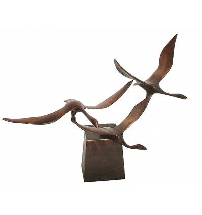 Bronze animalier : canard en bronze BRZ0722 ( H .53 x L . Cm ) Poids : 6 Kg 