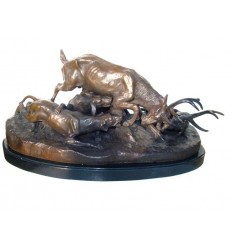 Bronze animalier : cerf en bronze BRZ1197/SM323 ( H .25 x L :53 Cm )