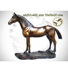 cheval en bronze aa201-400 ( H .32 x L .35 Cm )