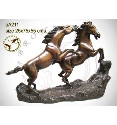 cheval en bronze aa211-100 ( H .55 x L .75 Cm )