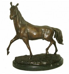 Bronze animalier : cheval en bronze BRZ1075/SM177 ( H .25 x L :25 Cm )