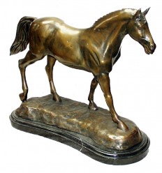 Bronze animalier : cheval en bronze BRZ0852-SM ( H .51 x L .69 Cm ) Poids : 12 Kg 