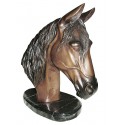 cheval en bronzeBRZ1374SM-11 ( H .28 x L .28 Cm ) Poids : 4 Kg 