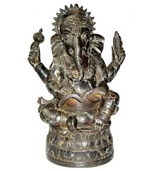 Sculpture divinité asiatique en bronze BRZ1285 ( H .28 x L .18 Cm ) Poids : 2 Kg 