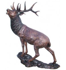 Cerf en bronze BRZ1329 ( H .172 x L .172 Cm ) Poids : 100 Kg