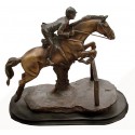 Sculpture de cavalier en bronze BRZ1083 ( H .38 x L :41 Cm ) Poids : 11 Kg 