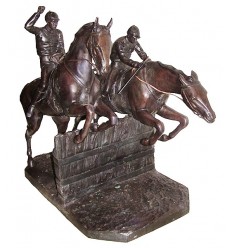 Sculpture de cavalier en bronze BRZ1398 ( H .74 x L :96 Cm ) Poids : 63 Kg 