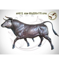 Taureau en bronze aa613-100 ( H .170 x L :300 Cm ) Poids : Kg 