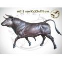 Taureau en bronze aa613-100 ( H .170 x L :300 Cm ) Poids : Kg 