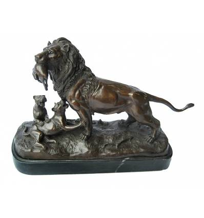 lion en bronze BRZ1270/SM245 ( H .30 x L .45 Cm )