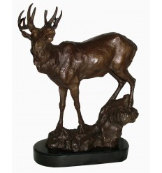 Cerf en bronze BRZ1598 (H. 34 x L. 30 Cm) - Poids : 5 Kg