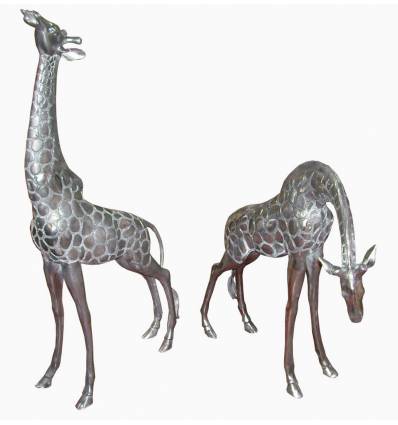 Sculpture d'un couple de girafes en aluminium Réf : ALU0068
