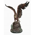 aigle en bronze BRZ1628 ( H .118 x L .95 Cm ) Poids : 68 Kg