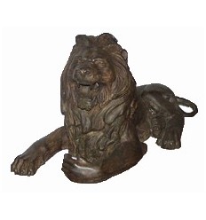 Lion en bronze BRZ0178 ( H .35 x L :68 Cm ) Poids : 20 Kg 