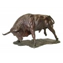 taureau en bronze BRZ1168 ( H .28 x L .48 Cm ) Poids : 6.8 Kg 
